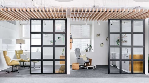 Mixed material and finishes_glass walls