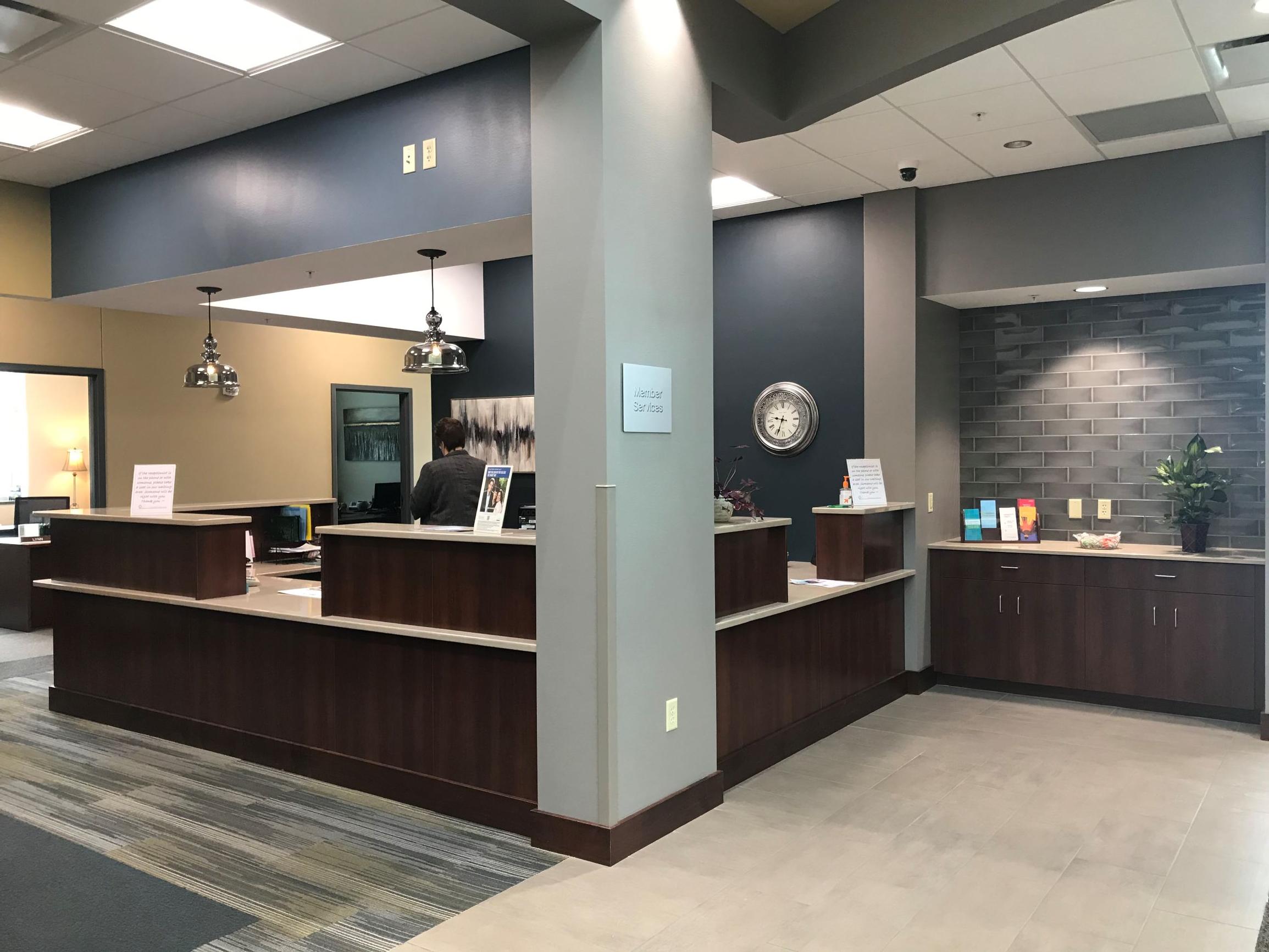 Cloverbelt Credit Union front desk