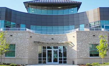 commercial construction of Cloverbelt Credit Union Headquarters