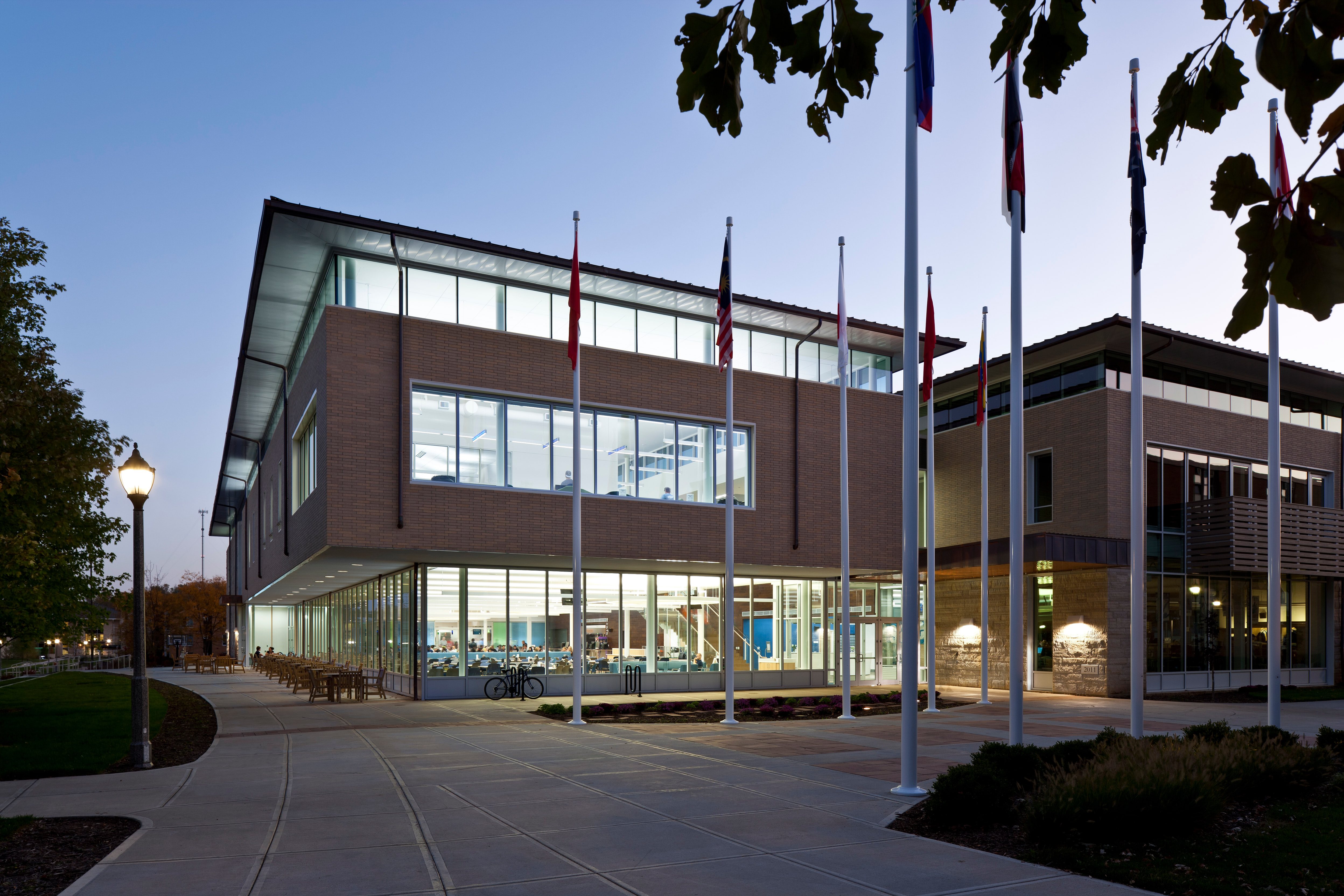 construction manager for college campus student center